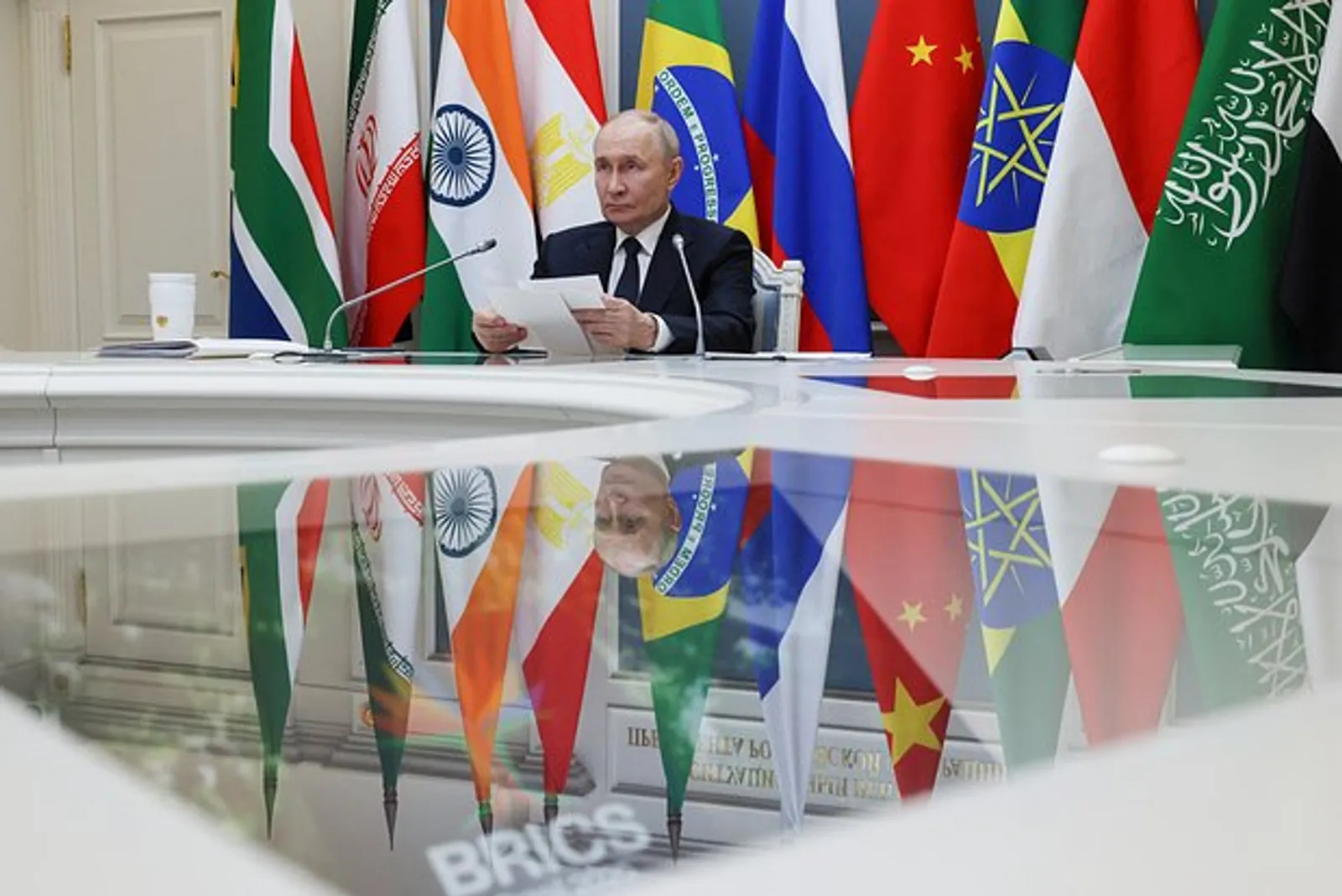 Владимир Путин ввыступил на саммите БРИКС