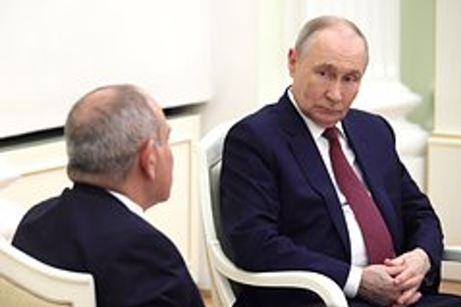 Стало известно о жестком разговоре Путина с Пашиняном в Кремле