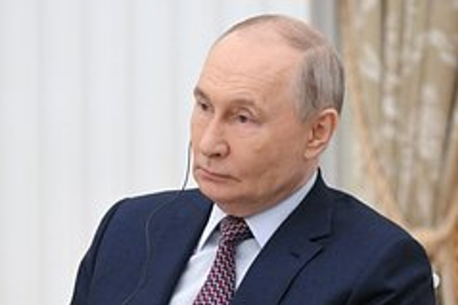 Путин потребовал разработать Стратегию развития креативной экономики