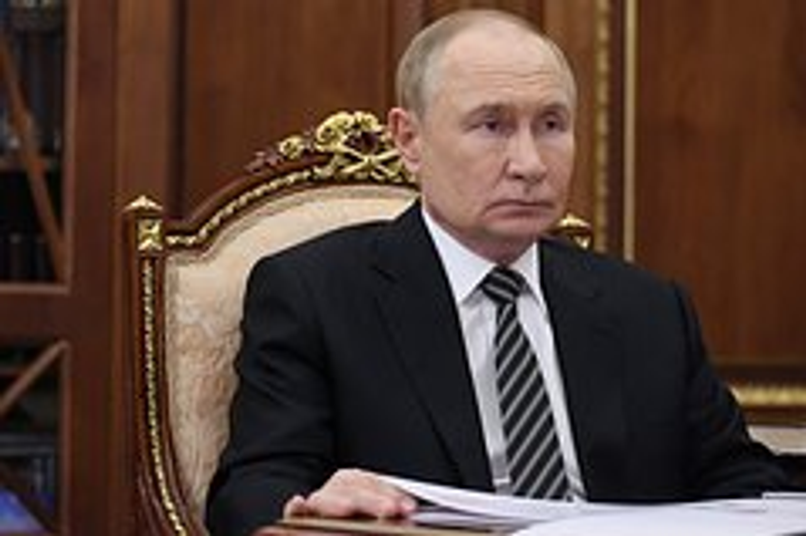 Путин начал переговоры с лидерами двух стран