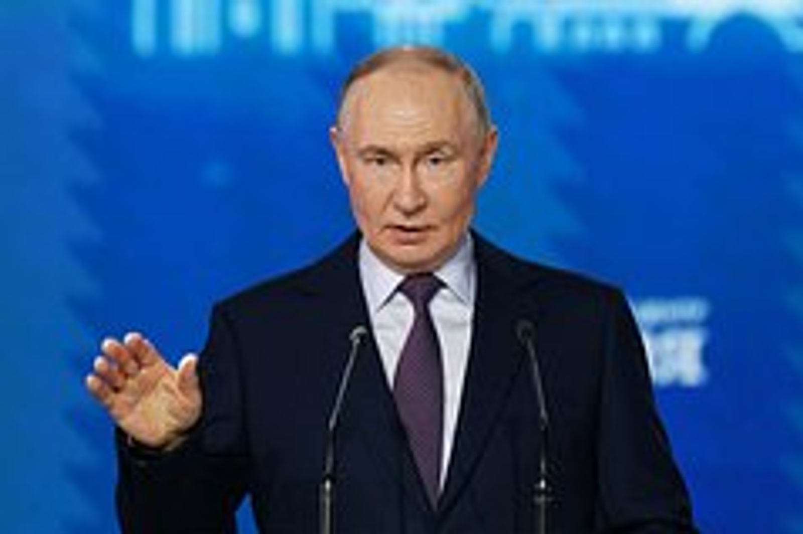 Путин призвал к умеренному консерватизму в расходах
