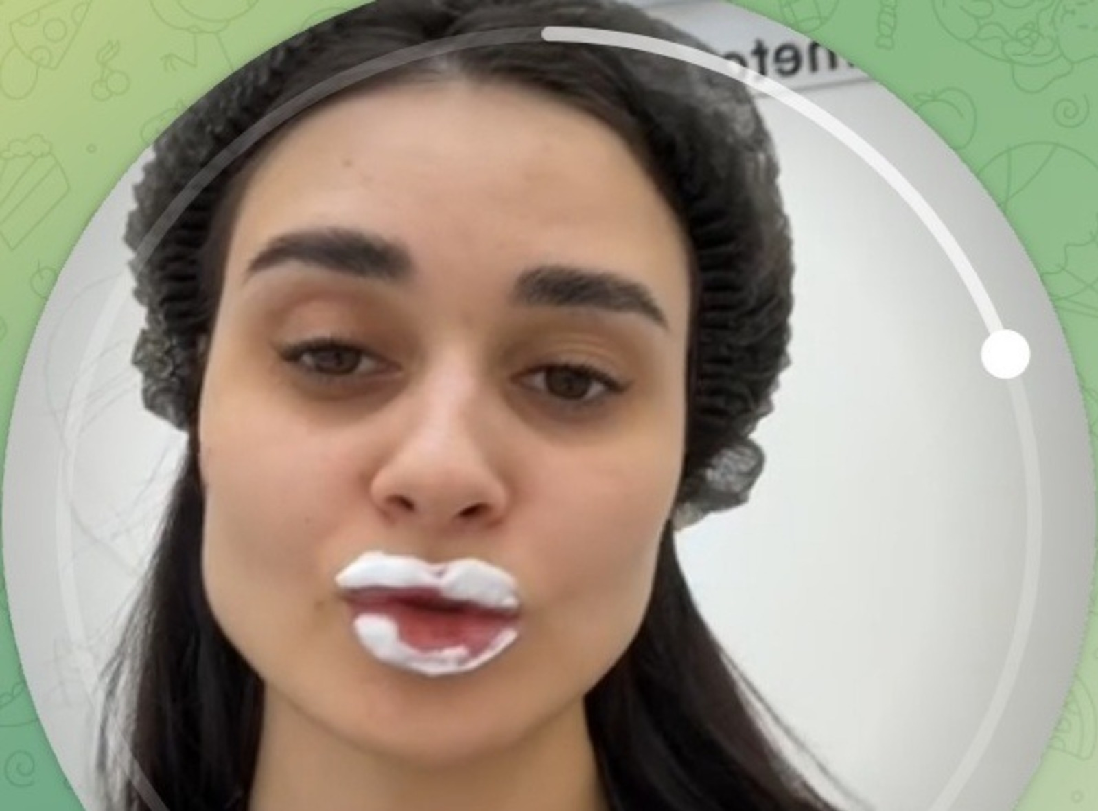 официальная страница Гульназ Асаевой. / скриншот видео, Telegram.