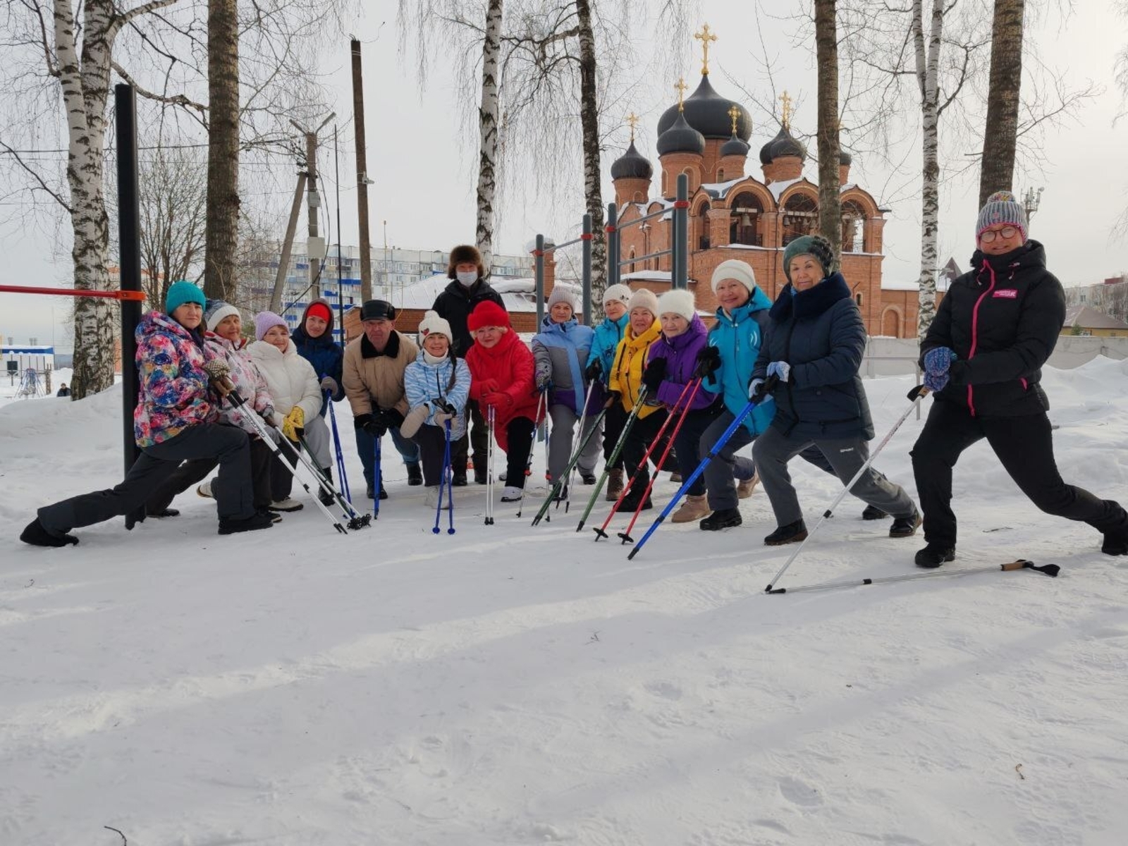 В Благовещенске состоялась зарядка для жителей серебряного возраста