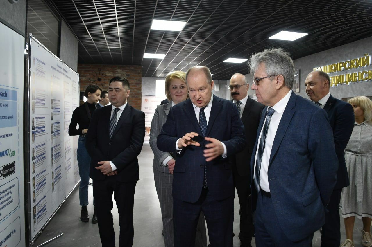 Президент Российской академии наук посетил медицинский и авиационный университеты Башкортостана