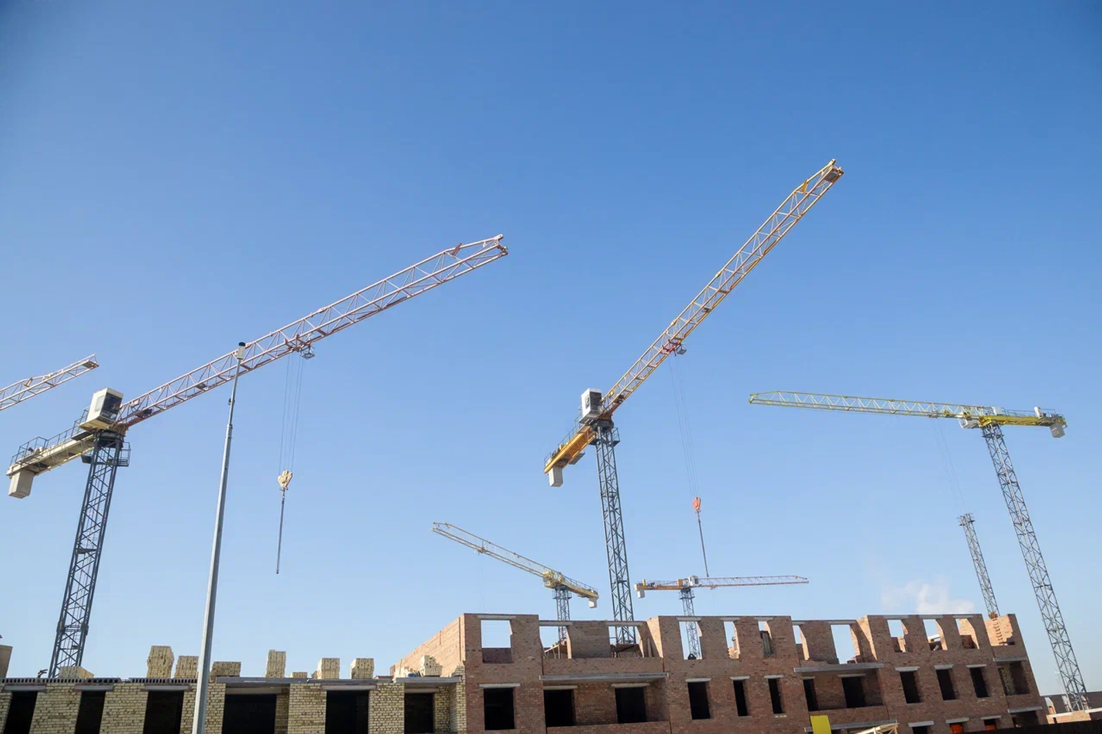 Башкортостан вошел в ТОП-10 регионов России по объему строительных работ