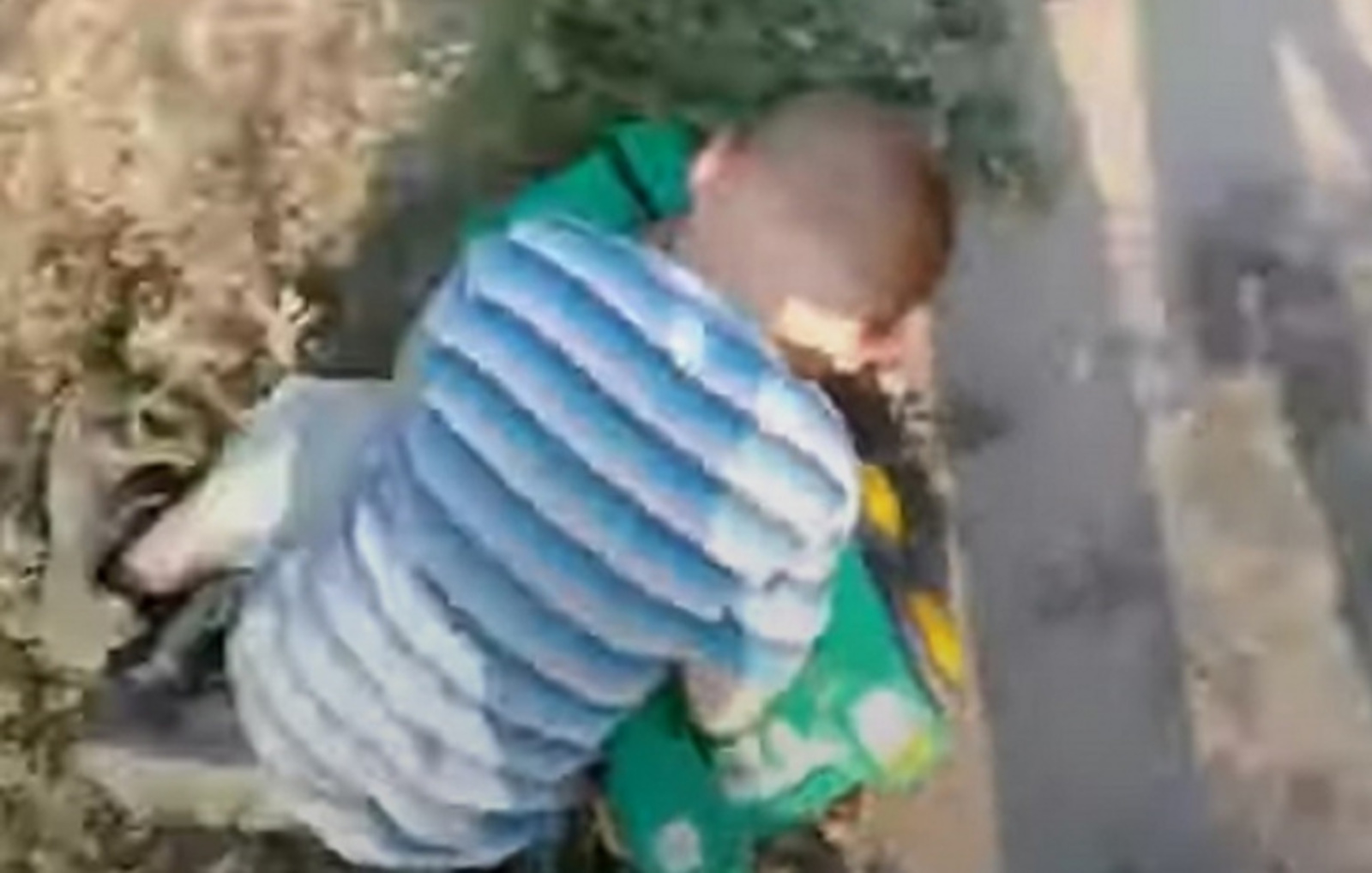 В Челябинской области ребенок заснул, уткнувшись лицом в асфальт