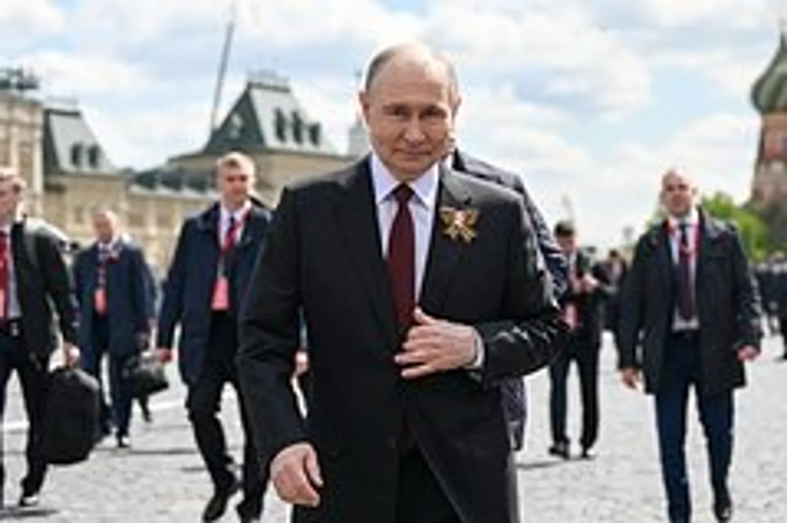 Песков рассказал о планах Путина на 9 Мая