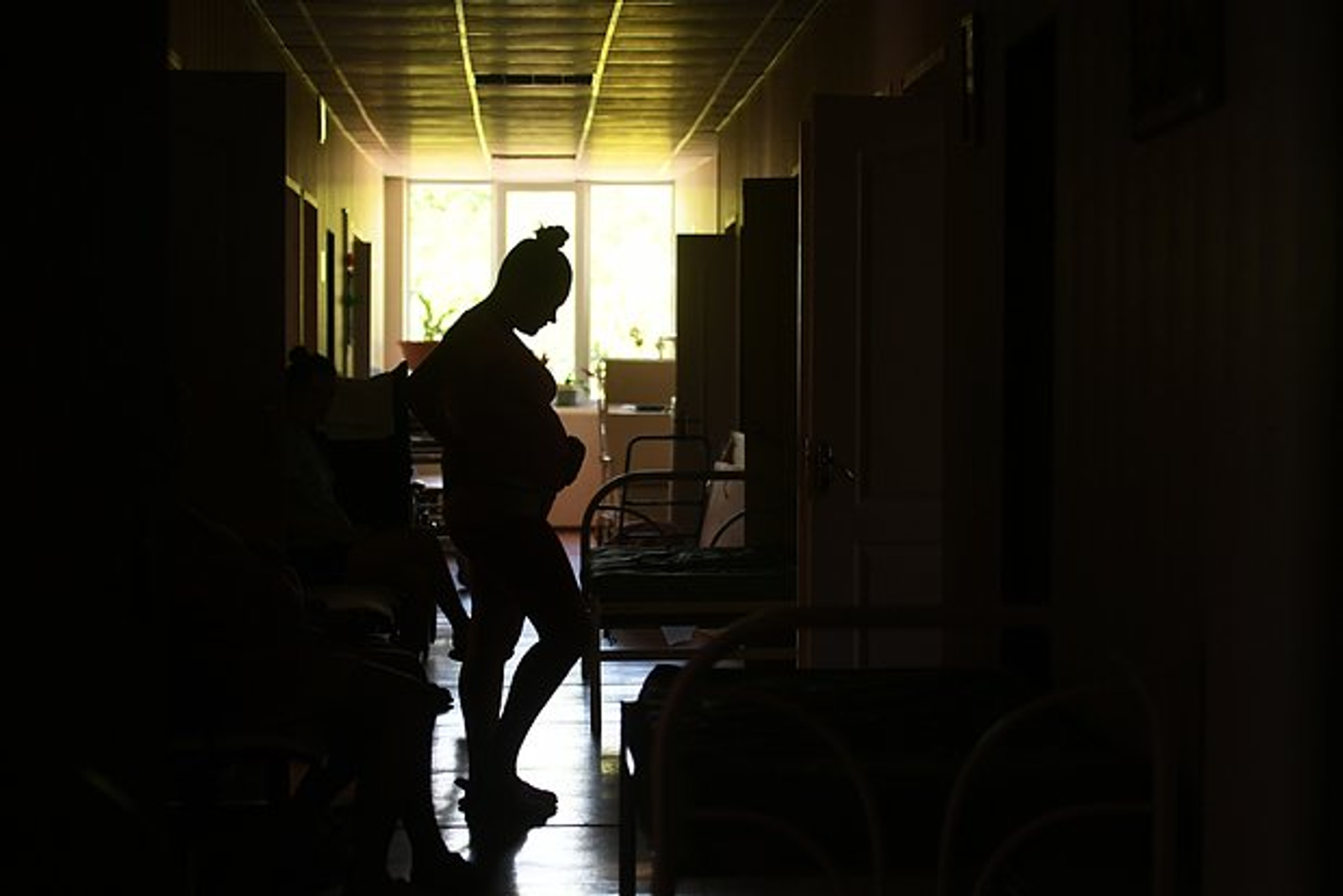 Путин подписал закон об увеличении пособия по беременности для студенток