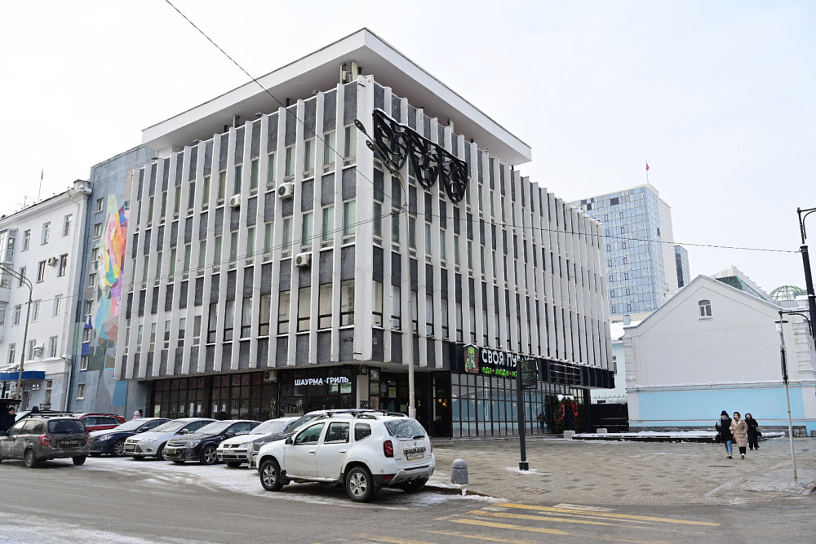 Радий Хабиров обсудил планы по модернизации Дома актёра в Уфе