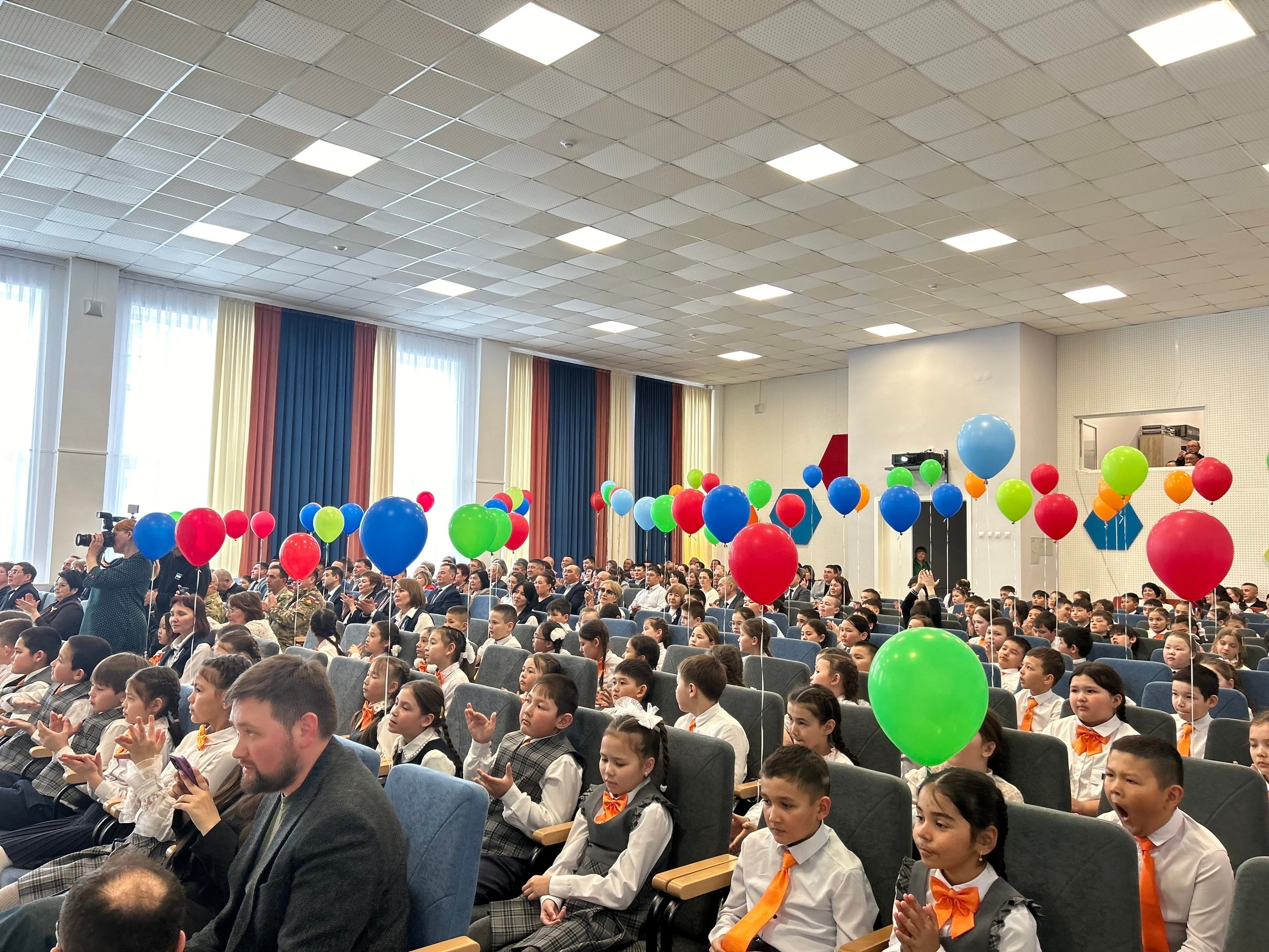 В Абзелиловском районе открыли полилингвальную школу «Хазина»