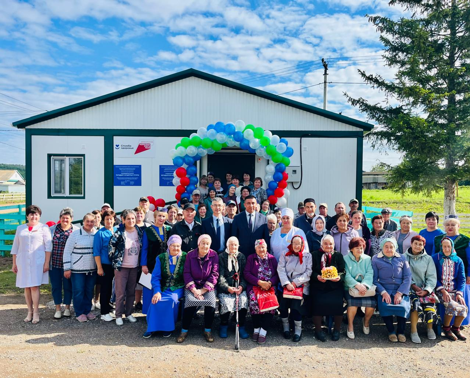 В селе Камышлытамак открылся новый ФАП